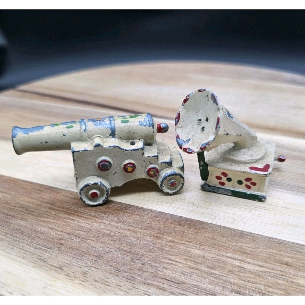 Vintage Cast Metal Cannon‎ And Gramophone Shaker Set